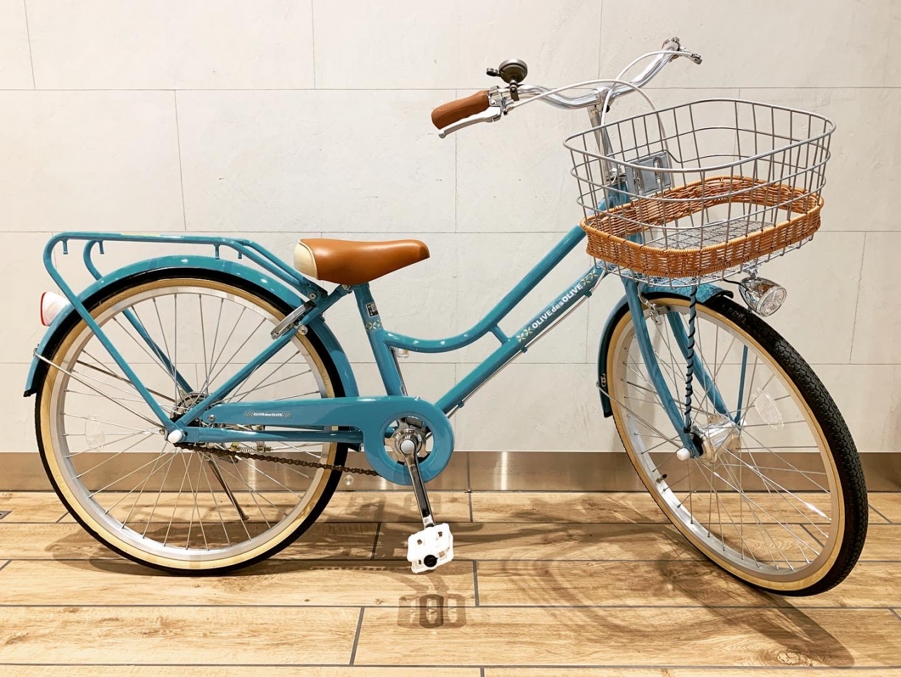 かわいいカラーの子供自転車新入荷です コンズサイクルのスタッフブログ コンズサイクル Kon S Cycle 京都の自転車ショップ