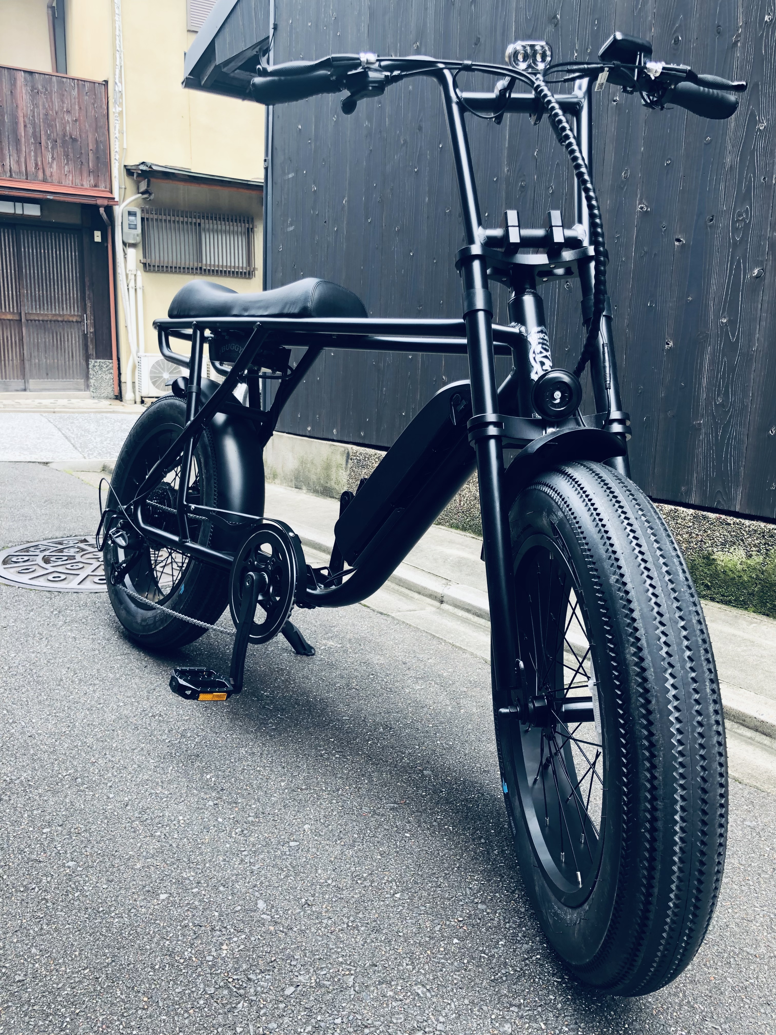 超個性で、ワイルドな電動自転車 BRONX BUGGY20 | コンズサイクルの 