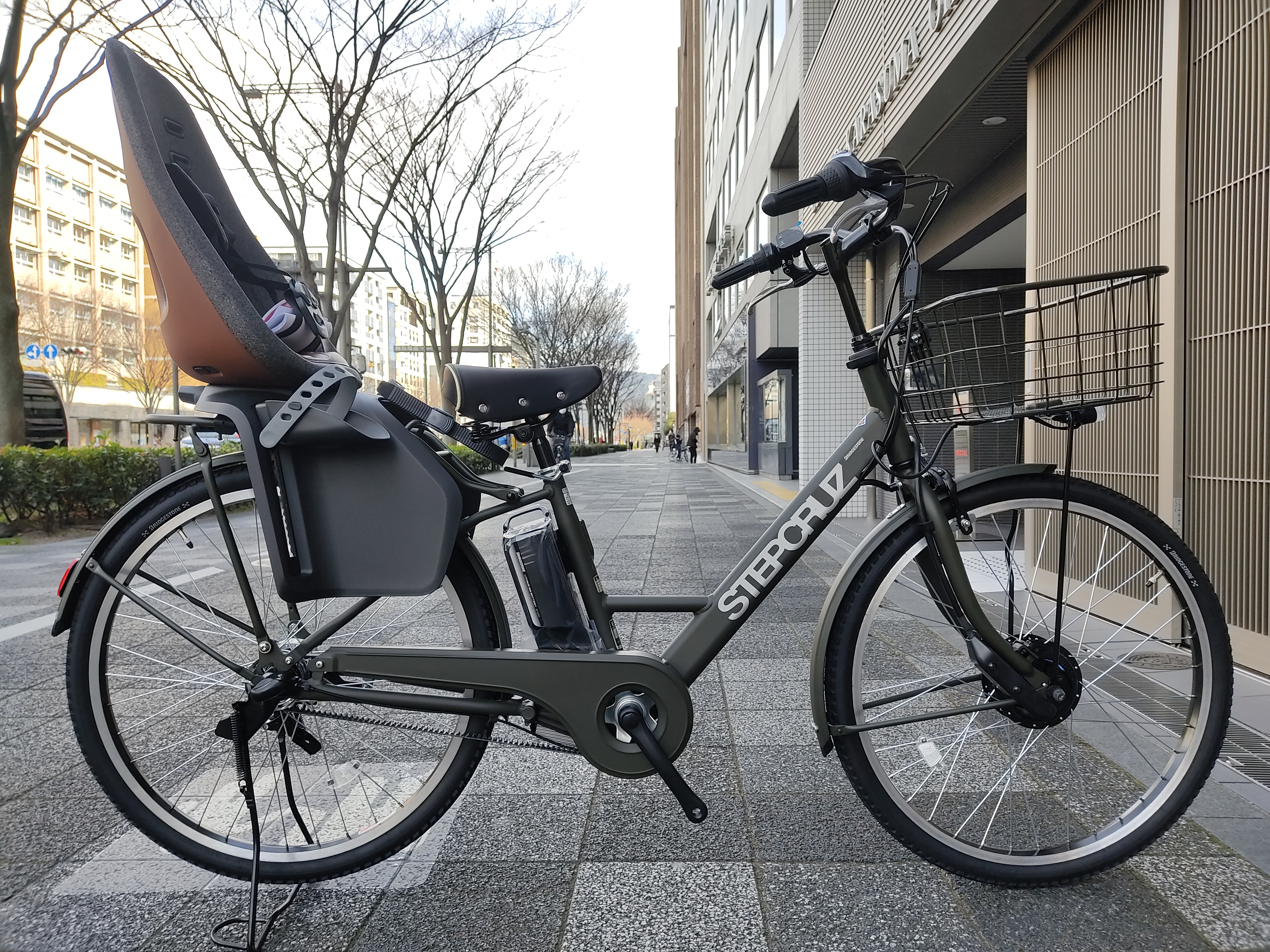 チャイルドシート取り付け可能な電動自転車のご紹介です！ | コンズサイクルのスタッフブログ | コンズサイクル｜KON'S CYCLE|京都の自転車 ショップ